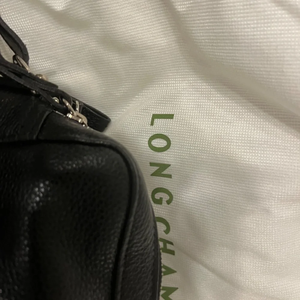 Longchamp camera bag - Picture 11 of 12